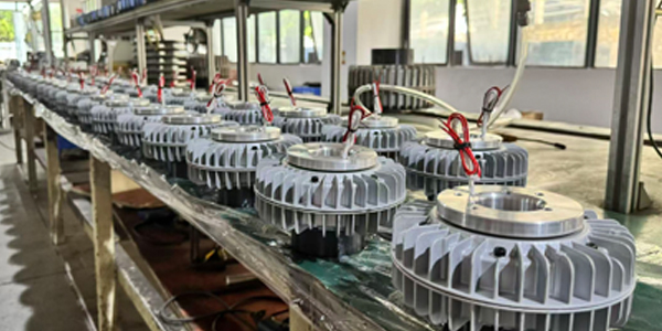 臺(tái)靈機(jī)電磁粉剎車器作用竟然這么強(qiáng)大！