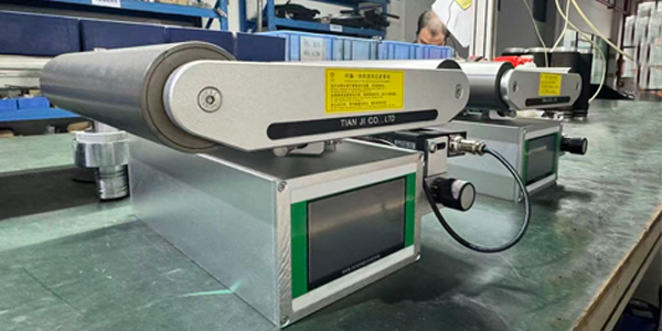 臺(tái)靈15年專注復(fù)合機(jī)自動(dòng)收卷糾偏器，品質(zhì)更勝一籌