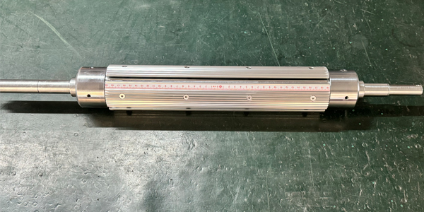 臺(tái)靈氣脹軸價(jià)格幾何？不干膠印刷機(jī)必備。